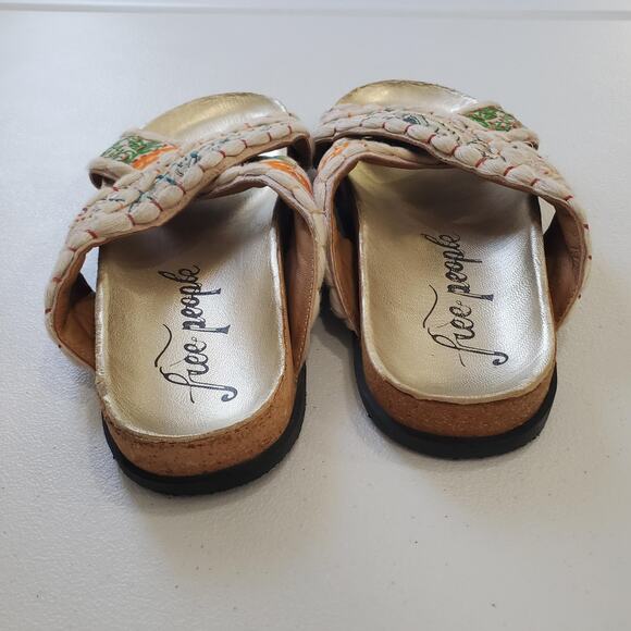 Free People Sandals Womens 6.5 37 Beige Embroidered Cross Strap Cork Slides Fish - Picture 4 of 10